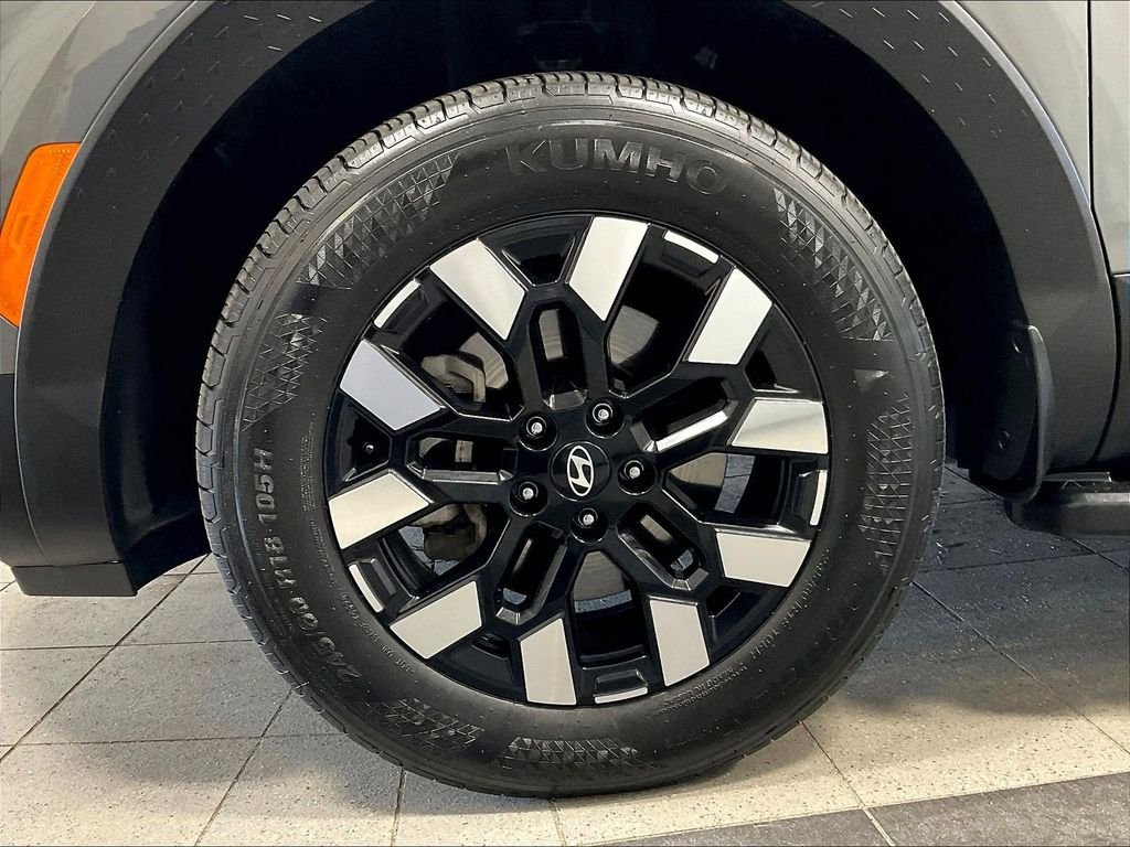 Used 2022 Gray Hyundai SEL image 7