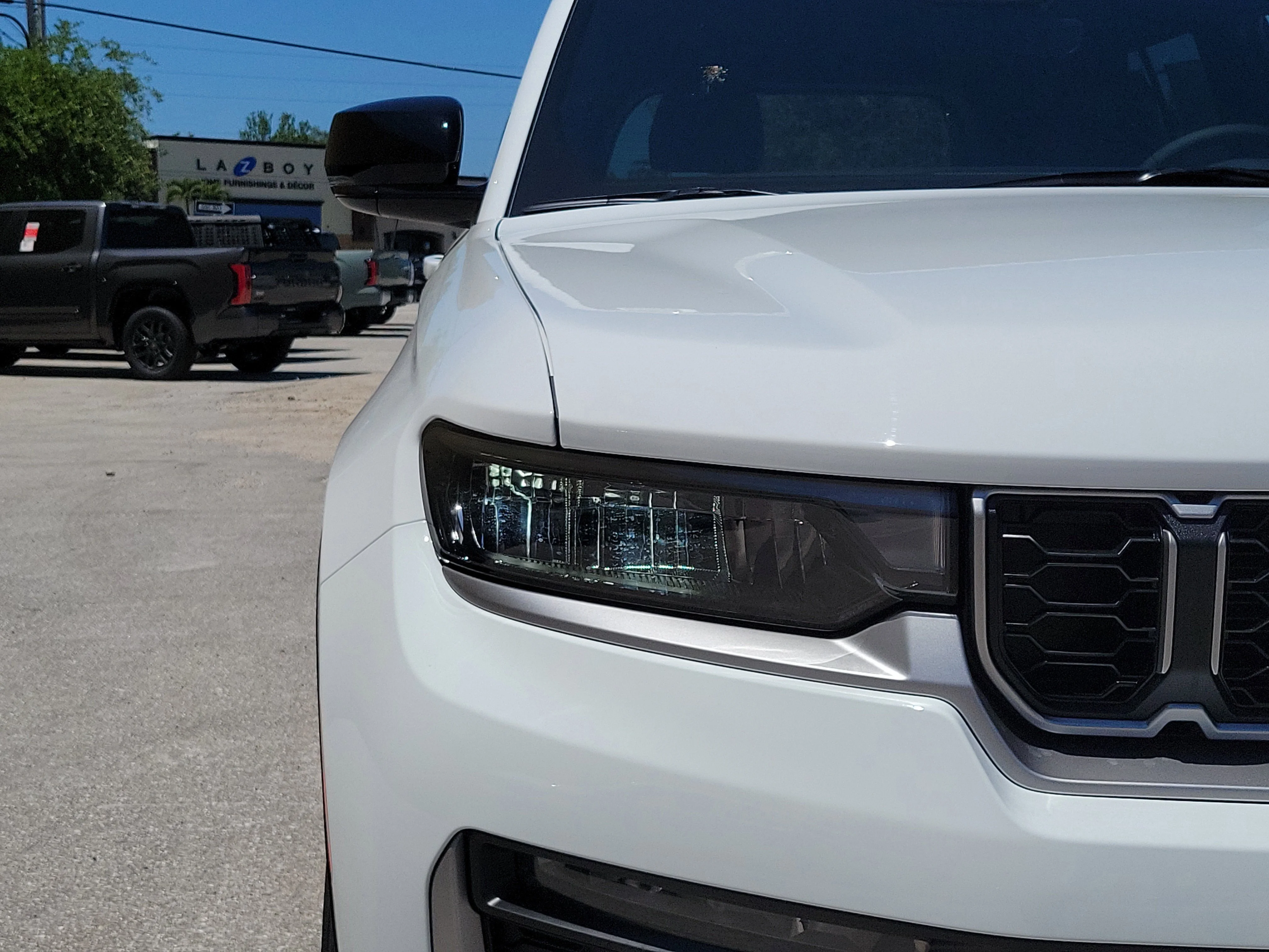 New 2026 Bright White Clearcoat Jeep Limited image 7