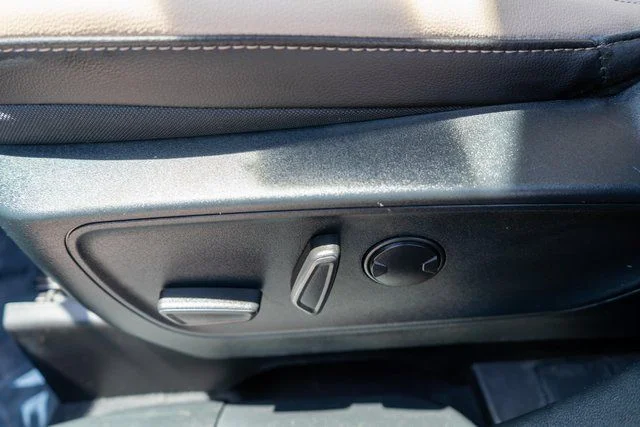 Used 2021 Blue Metallic Ford Titanium image 20