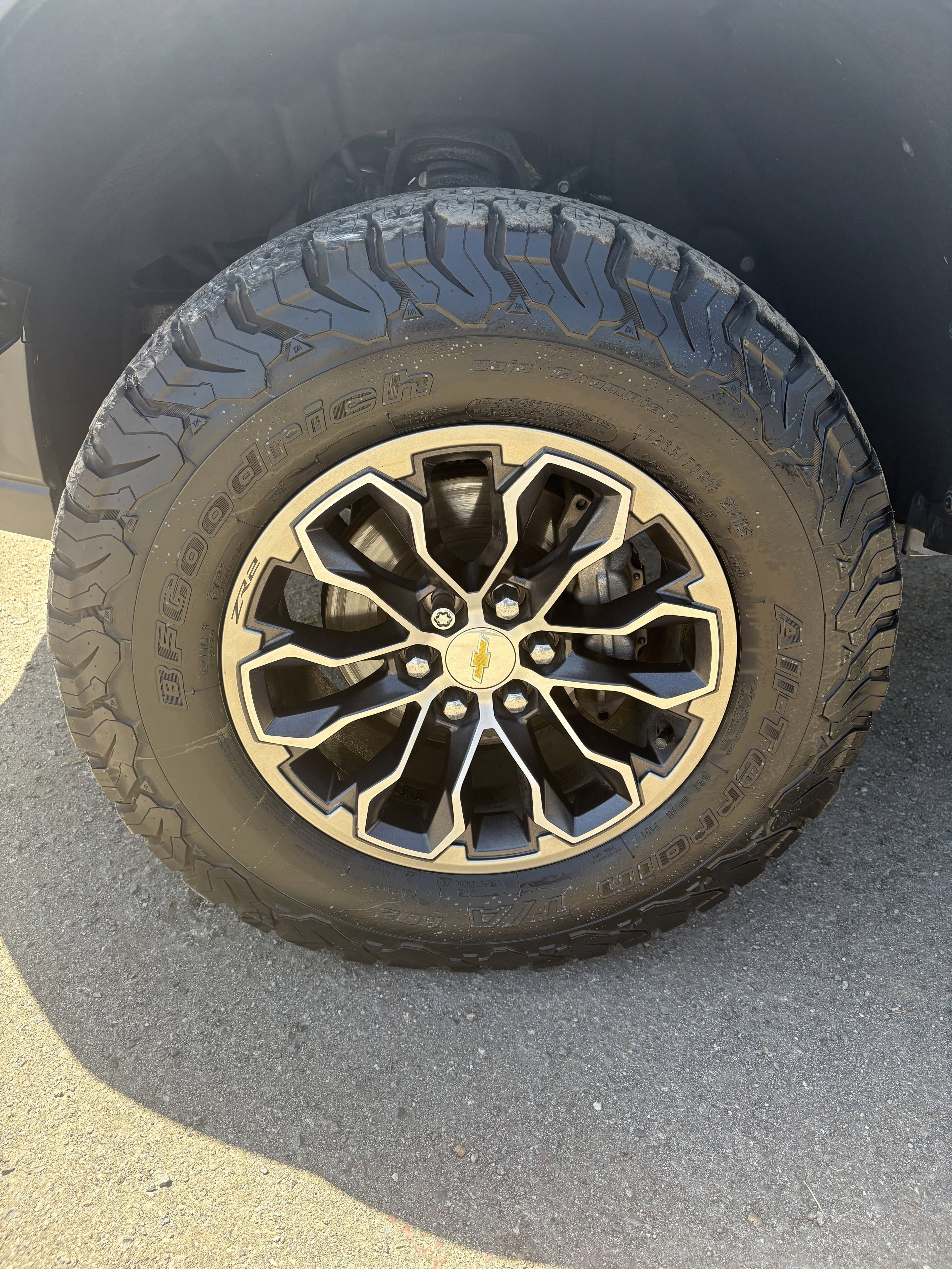 Used 2020 Summit White Chevrolet 4WD ZR2 image 19