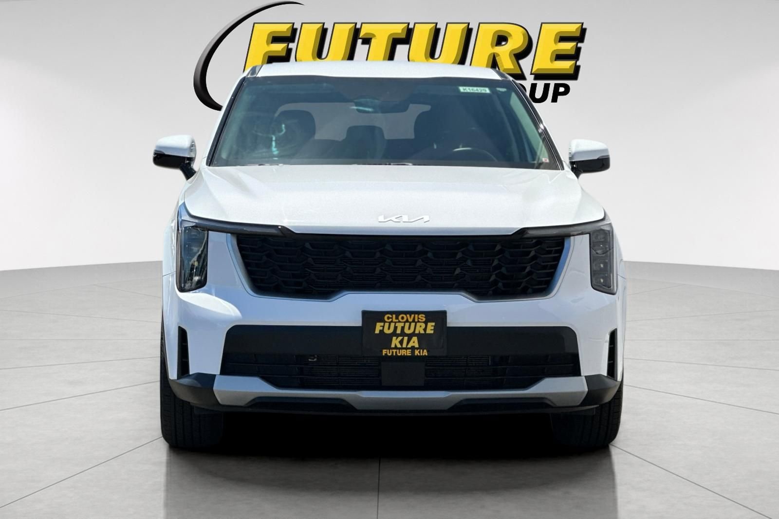 Used 2026 White Kia LX image 9