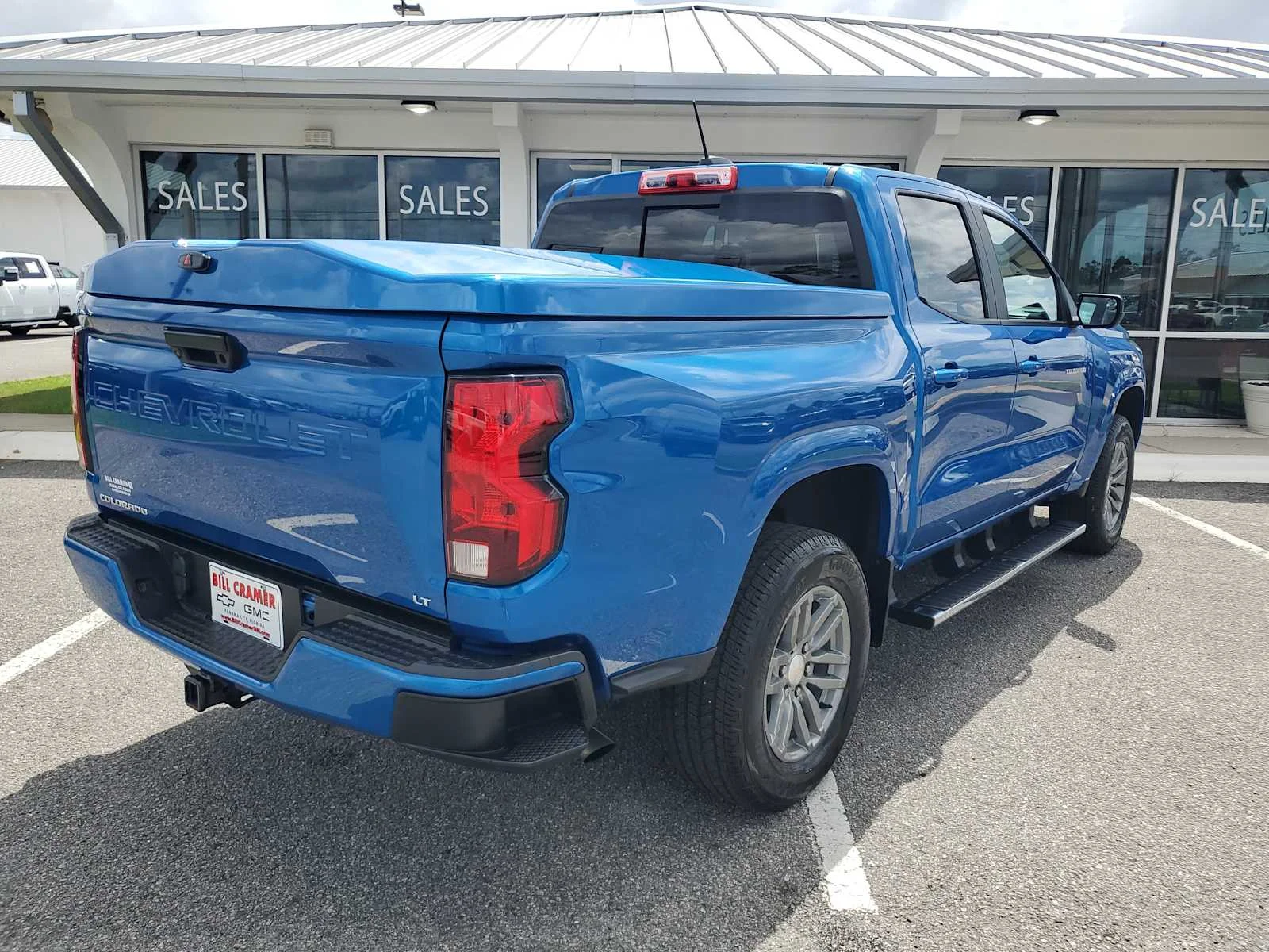 Used 2023 GLACIER BLUE METALLIC Chevrolet 2WD LT image 8