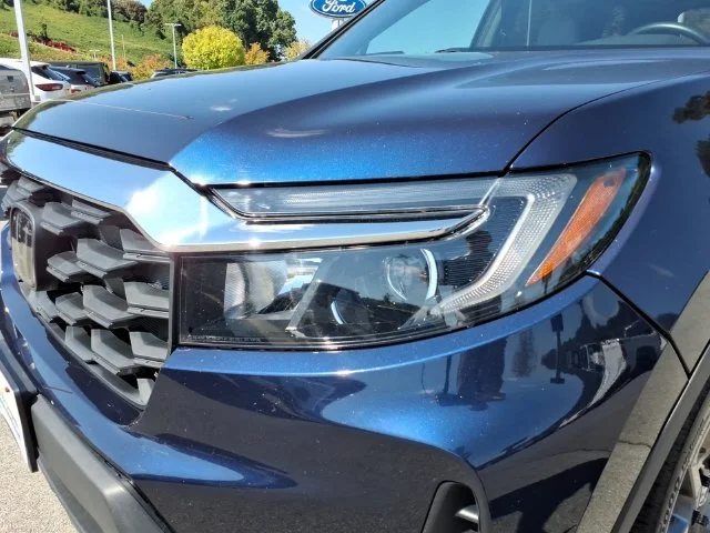 Used 2022 Blue Honda EX-L image 4