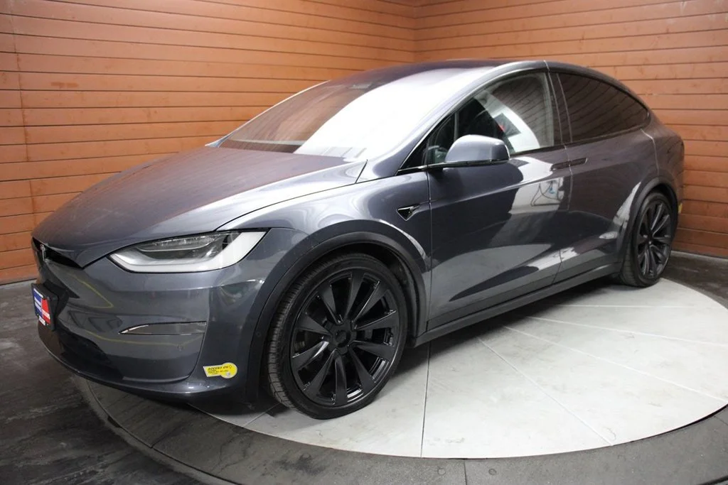Used 2022 Solid Black Tesla Plaid image 33