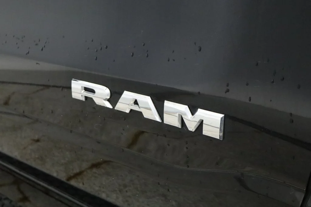 Used 2022 Black Ram Laramie image 16