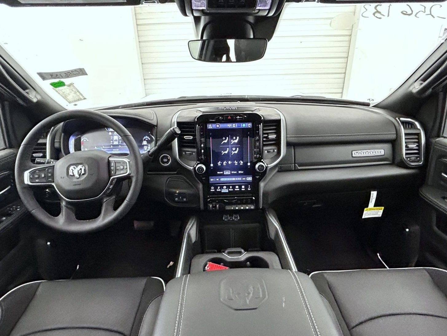 2025 RAM 2500 Laramie - Photo 13