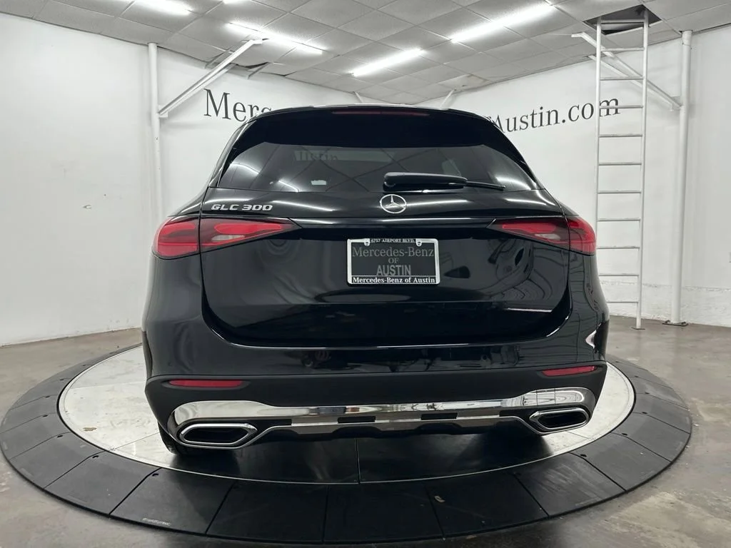 New 2026 Black Mercedes-Benz GLC 300 image 6