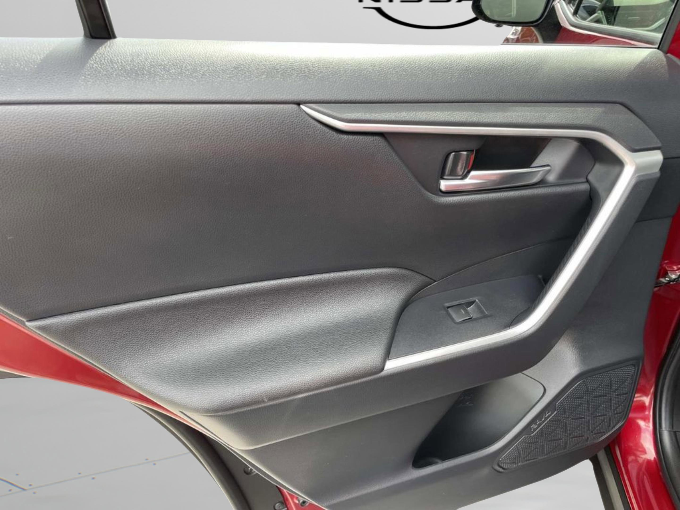 Used 2023 Red Toyota XLE Premium image 12