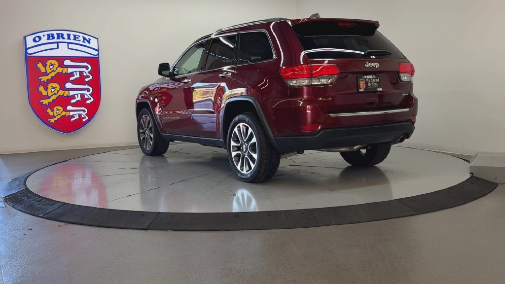 Used 2018 Velvet Jeep Limited image 6
