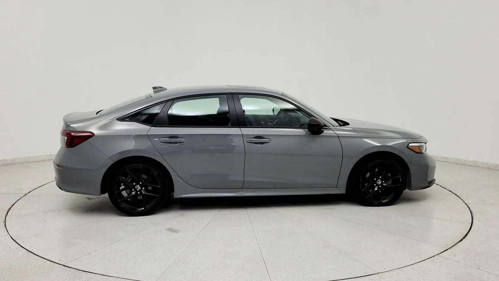 Used 2025 Gray Honda Sport Touring image 8