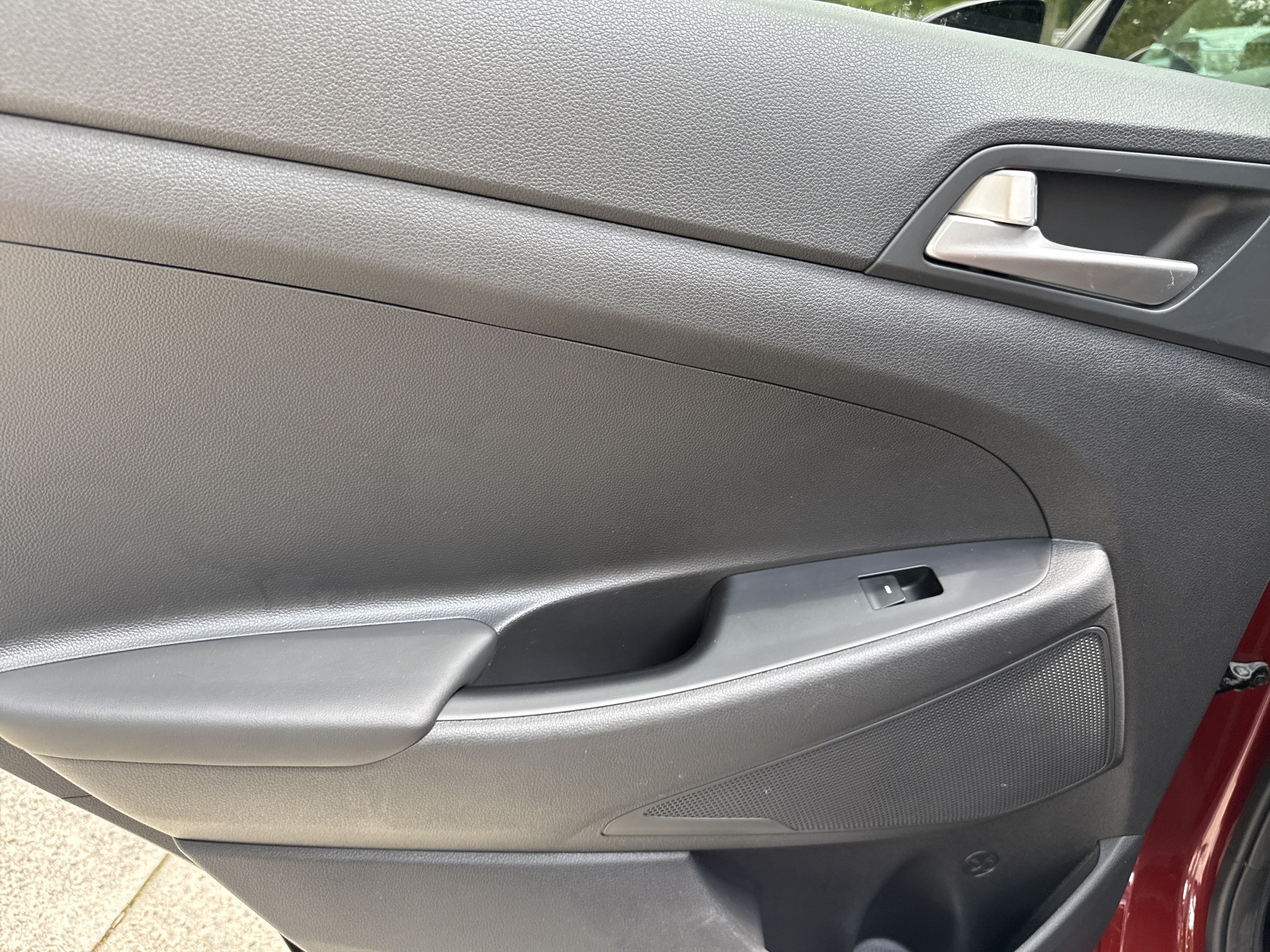 Used 2019 Gemstone Red Hyundai SE image 21