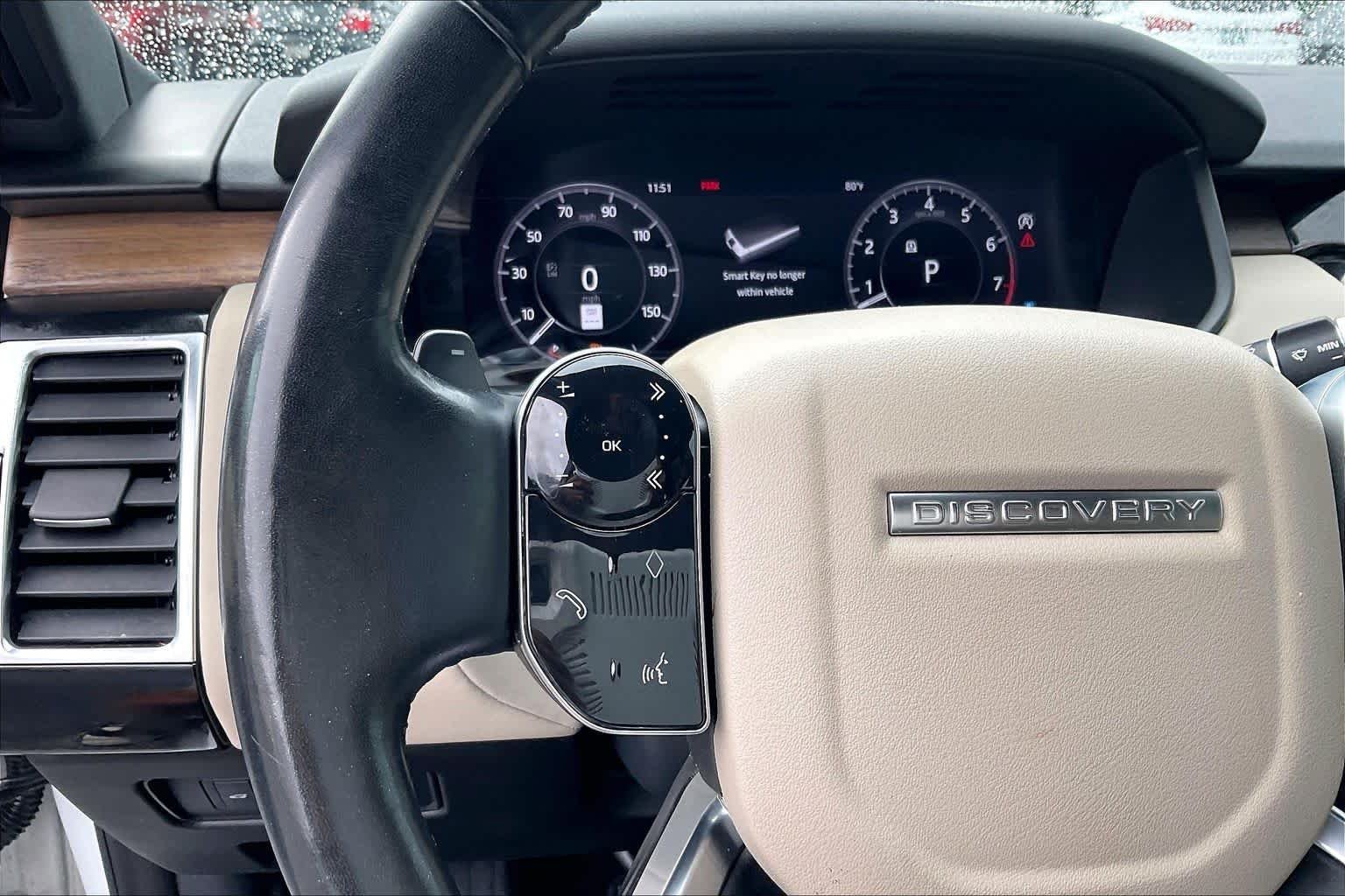 Used 2019 Fuji White Land Rover SE image 25