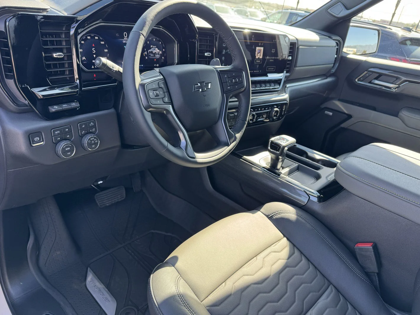2026 Chevrolet Silverado 1500 ZR2 - Photo 15