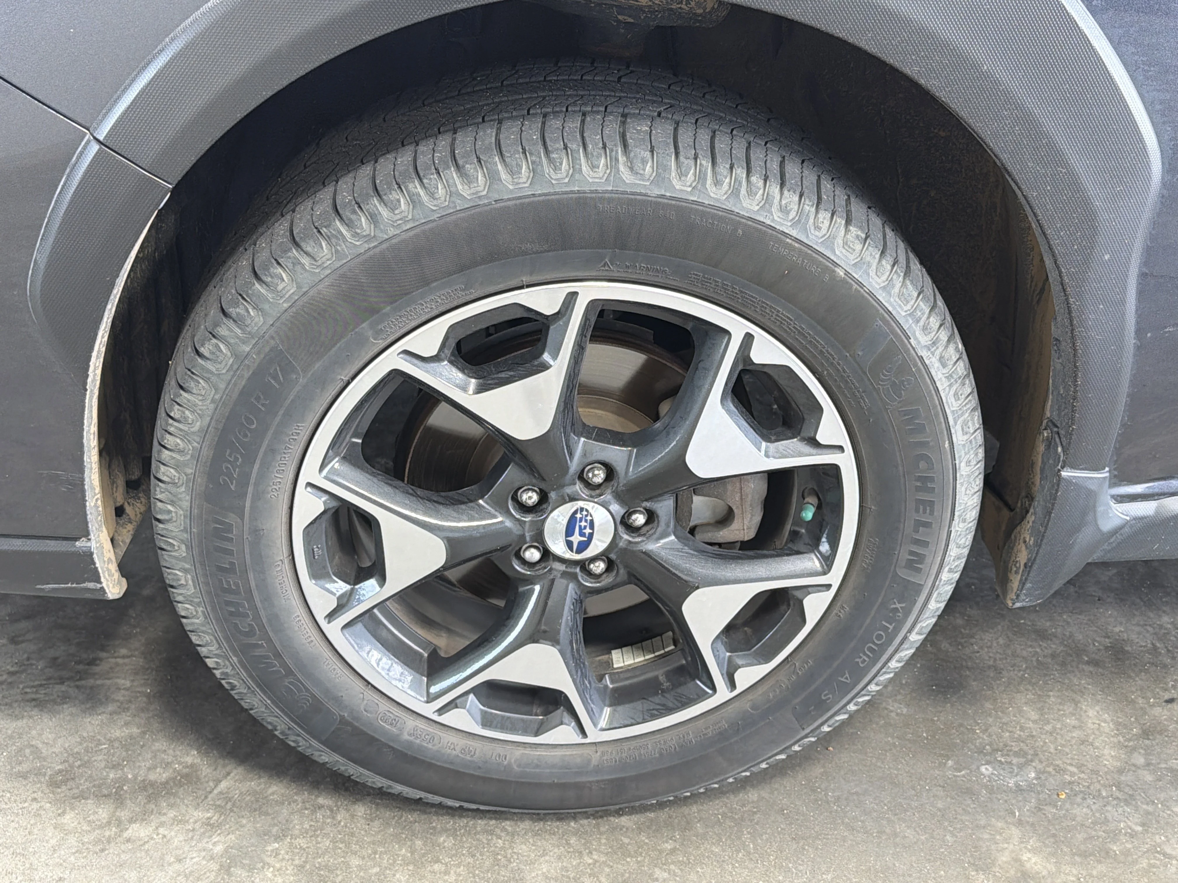 Used 2018 Dark Gray Metallic Subaru Premium image 7