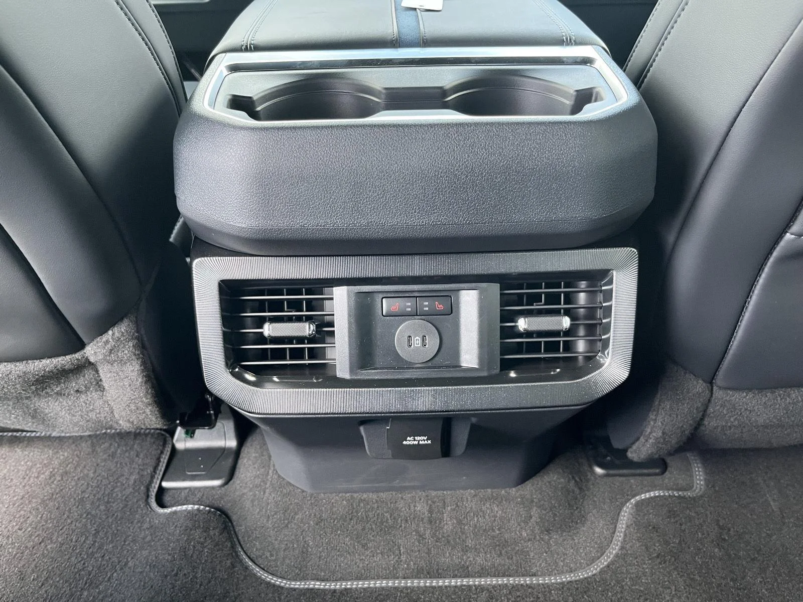 New 2026 Star White Metallic Tri-Coat Ford F-350® Platinum® image 13