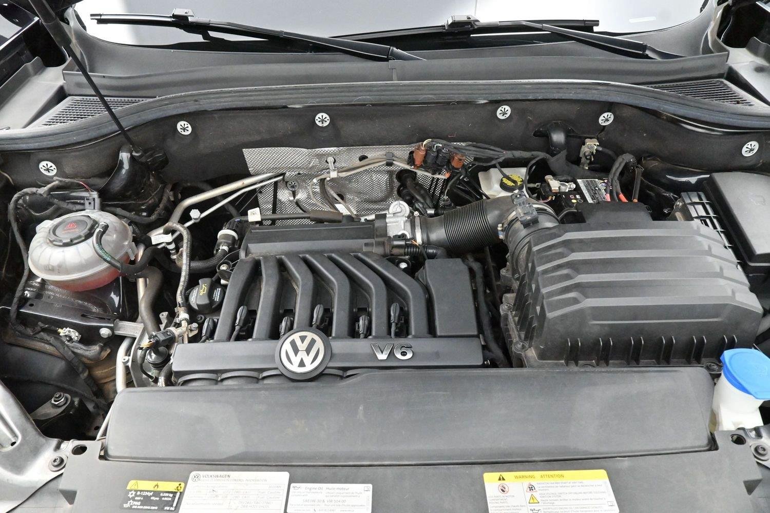 Used 2023 Deep Black Pearl Volkswagen 3.6L V6 SEL Premium R-Line image 42