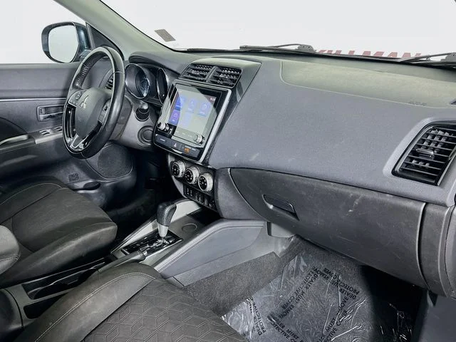 Used 2021 Gray Mitsubishi 2.0 SE image 37