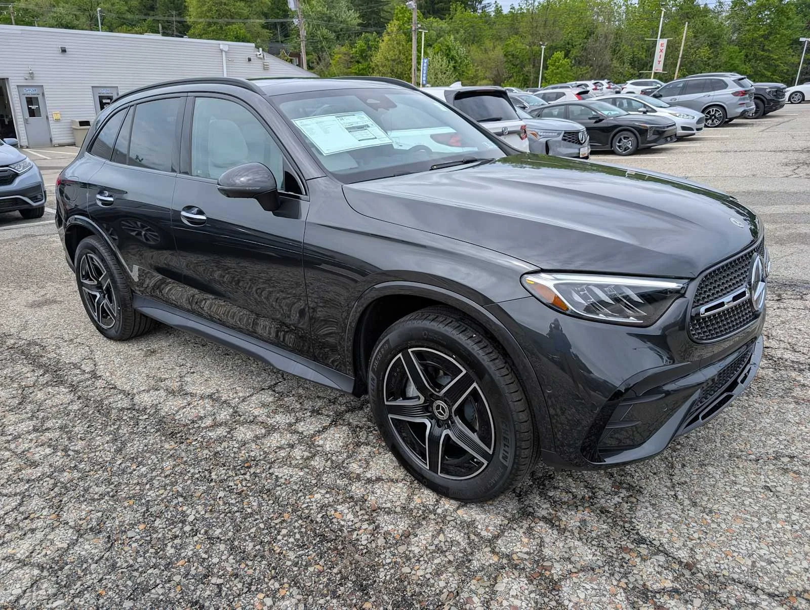 Used 2026 Graphite Grey Metallic Mercedes-Benz GLC 300 image 6