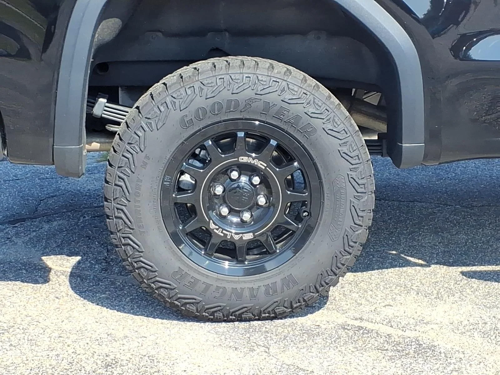 Used 2026 Onyx Black GMC AT4X image 3