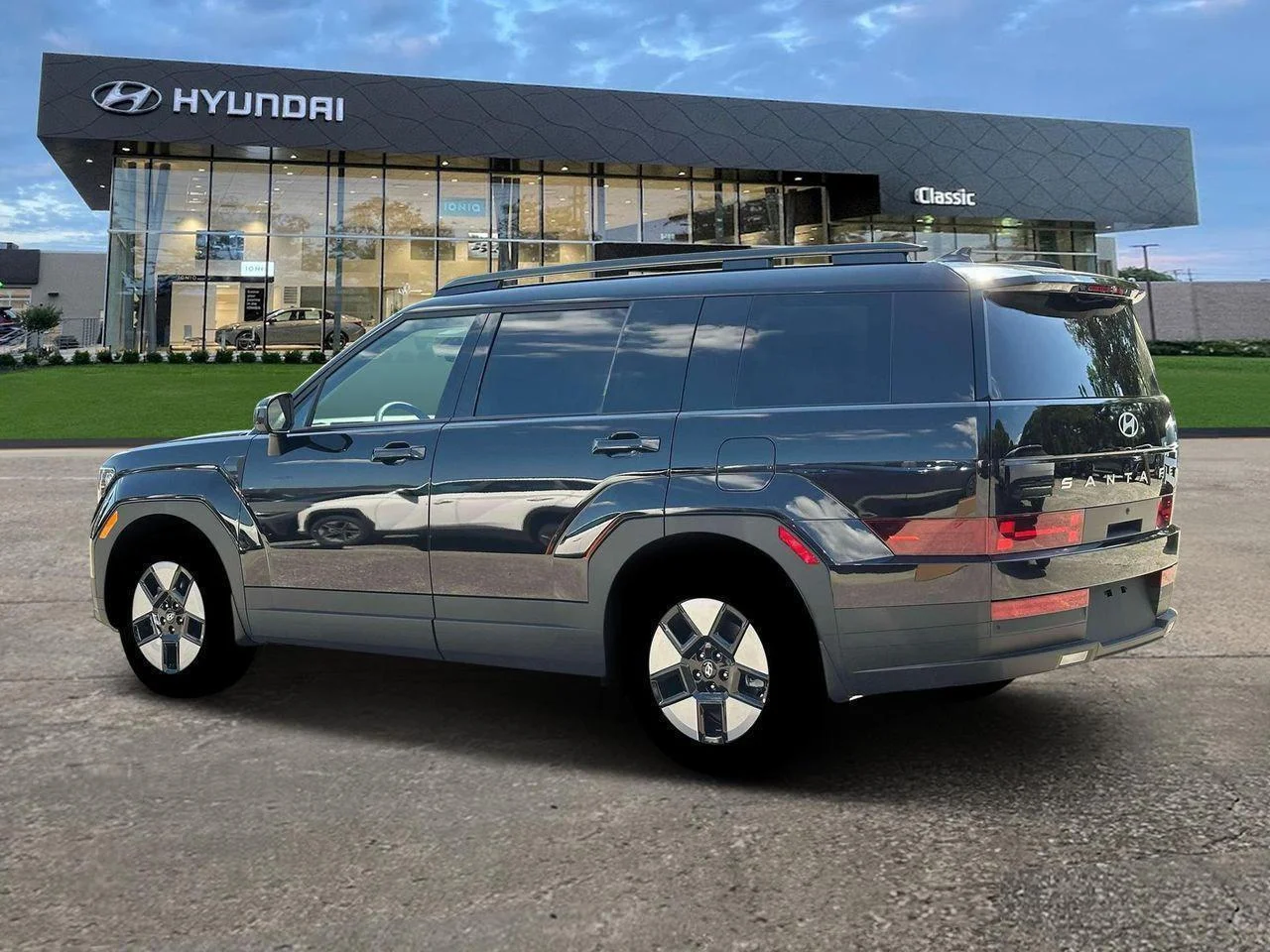 New 2026 Phantom Black Hyundai SEL image 4