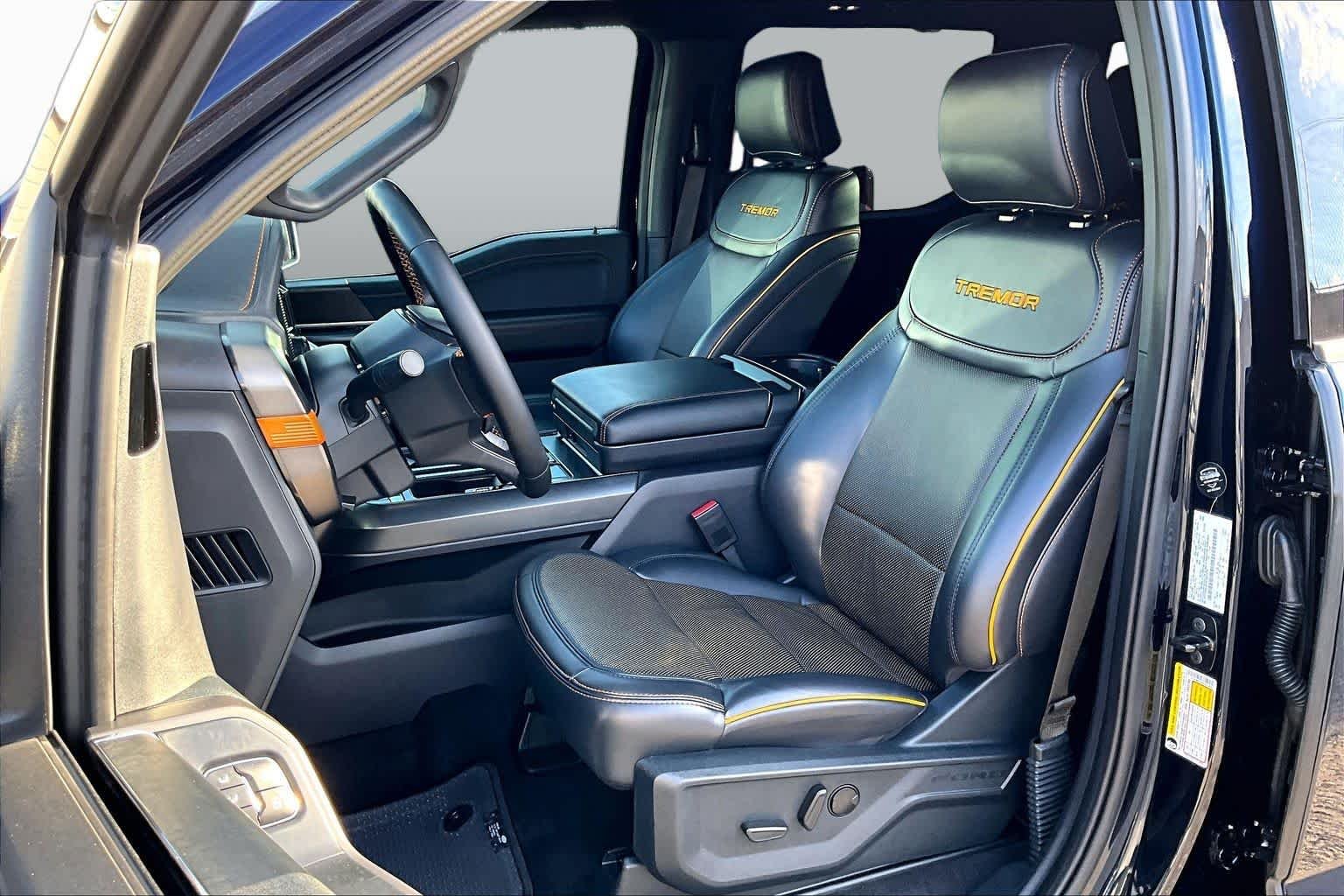 Used 2025 Antimatter Blue Ford Tremor image 11