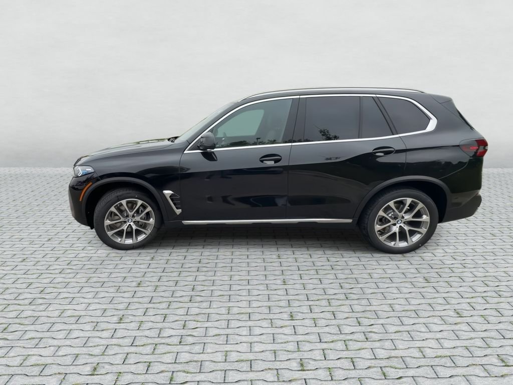 New 2026 Black Sapphire Metallic BMW xDrive40i image 5