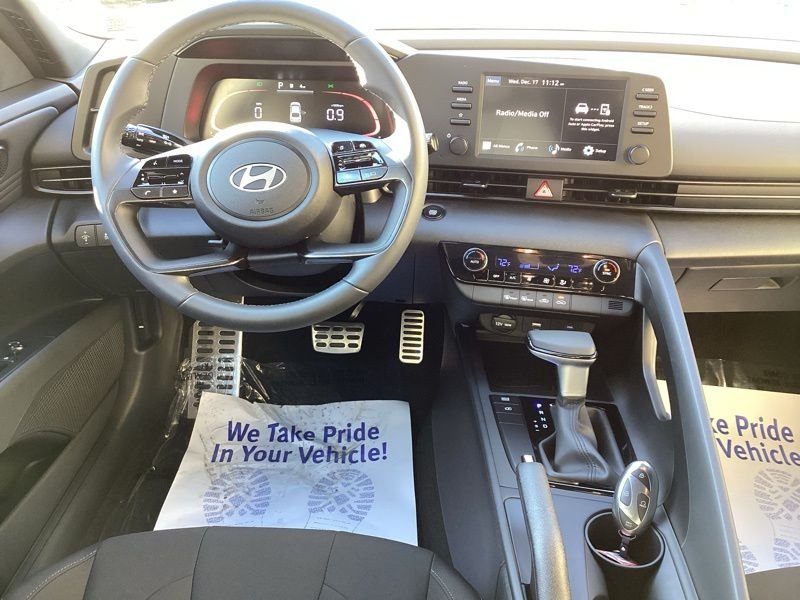 New 2026 Black Hyundai SEL Sport image 28