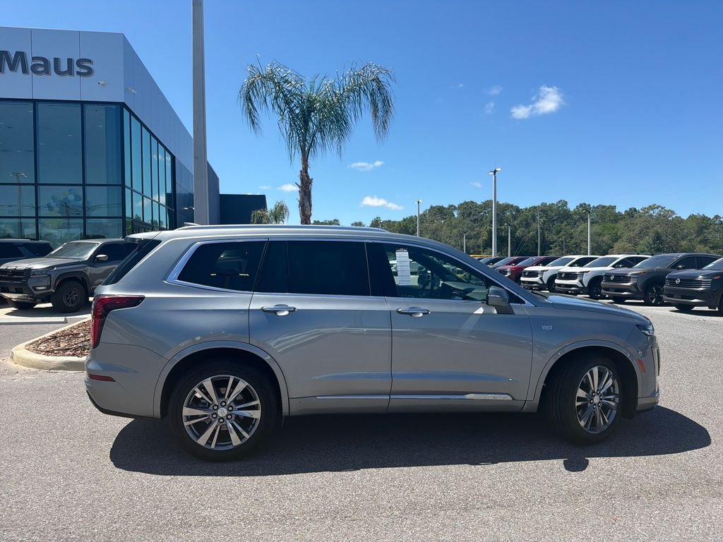 Used 2025 Silver Cadillac Premium Luxury image 8