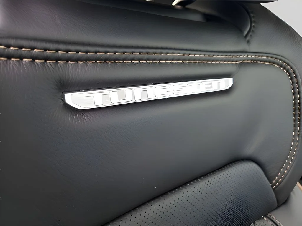 New 2026 Diamond Black Crystal Pearl-Coat Exterior Paint RAM Tungsten image 21