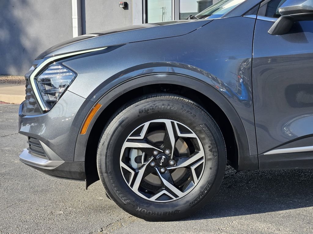 Used 2024 Gray Kia LX image 9