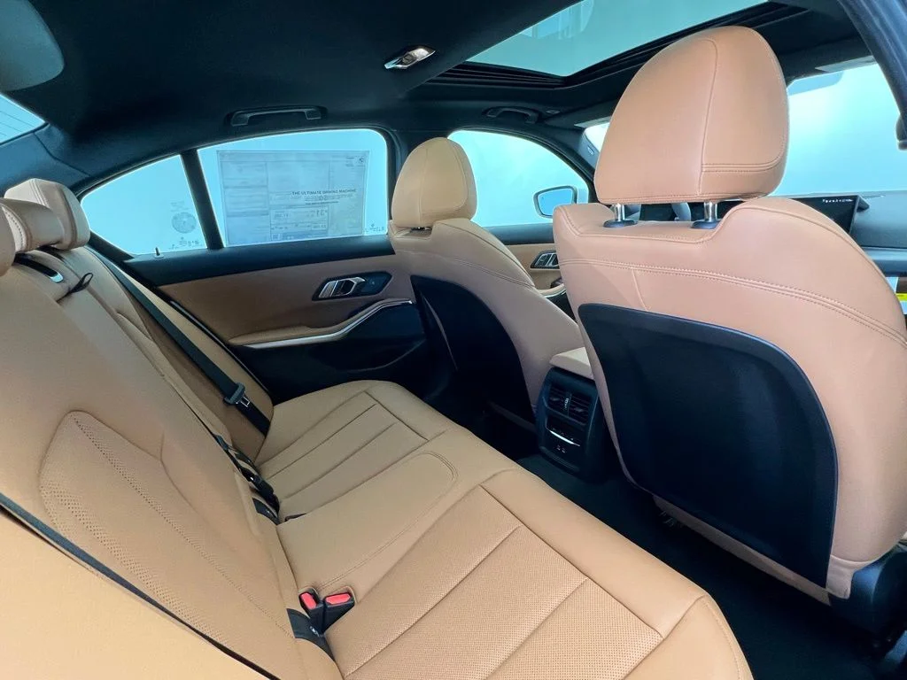 2026 BMW 3 Series 330i - Photo 8