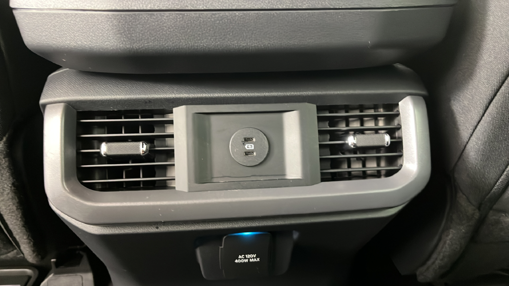 New 2026 Carbonized Gray Metallic Ford XLT image 28
