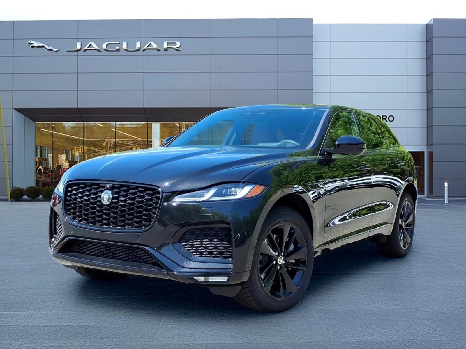 2026 Jaguar F-PACE P250 R-Dynamic S's photo