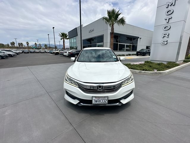 Used 2017  Honda Sport image 2