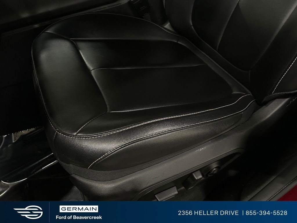 Used 2024 Velvet Jeep Limited image 17