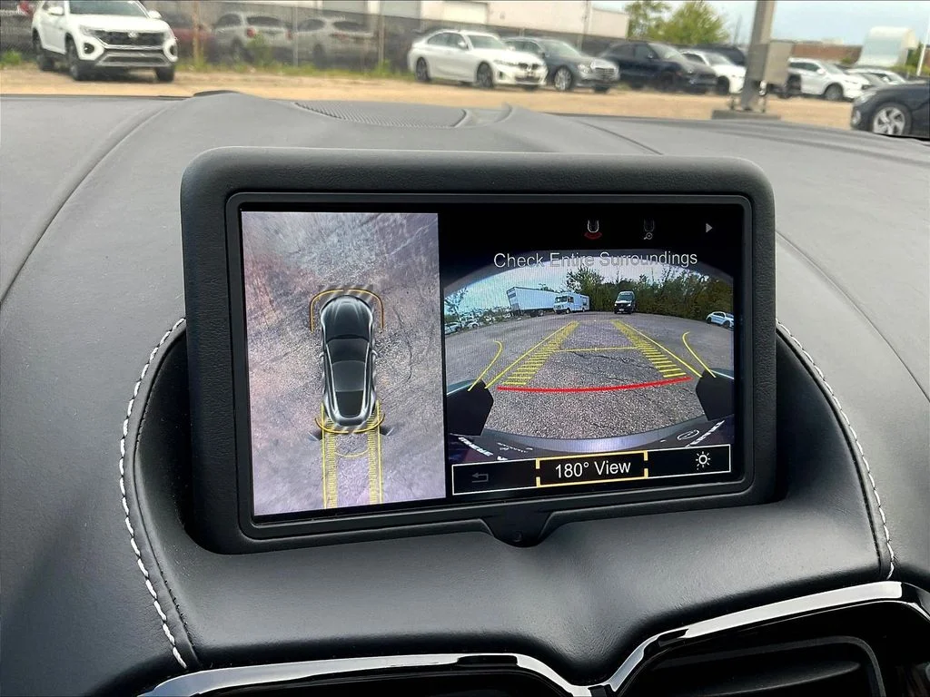 Used 2020  Aston Martin  image 13