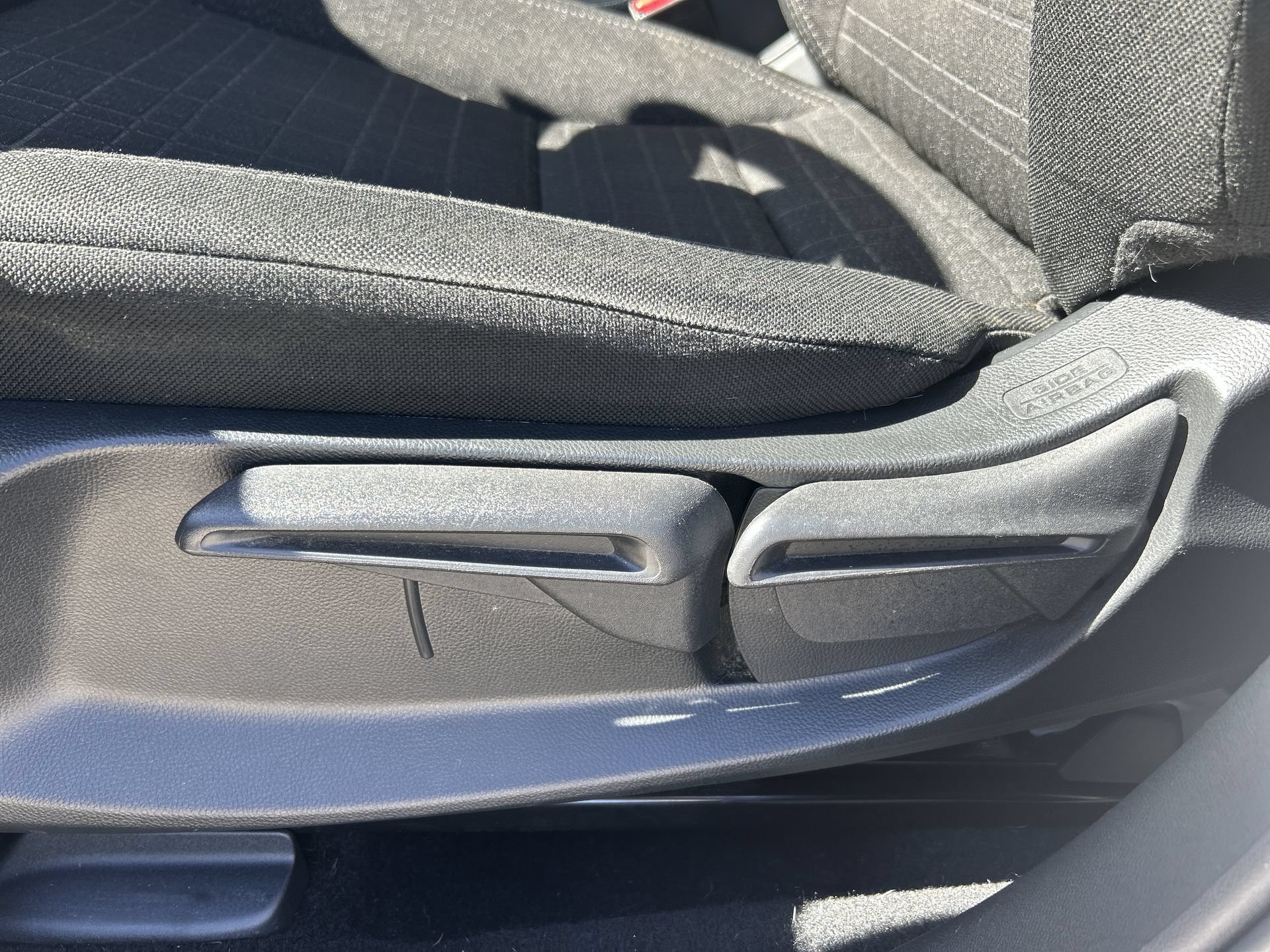 2025 Honda HR-V LX - Photo 39