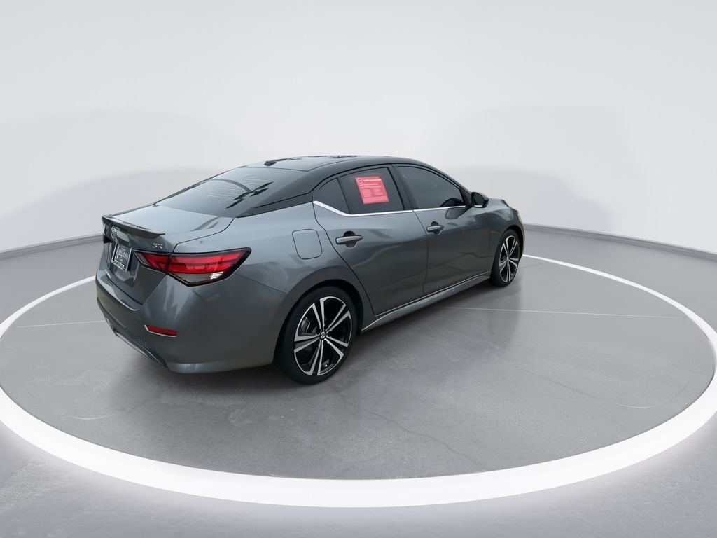Used 2021 Gray Nissan SR image 8