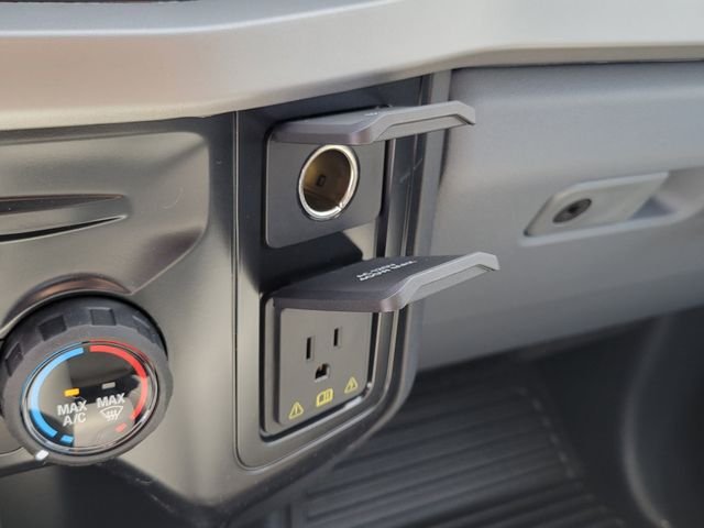 New 2026 Oxford White Ford F-350® XL image 9