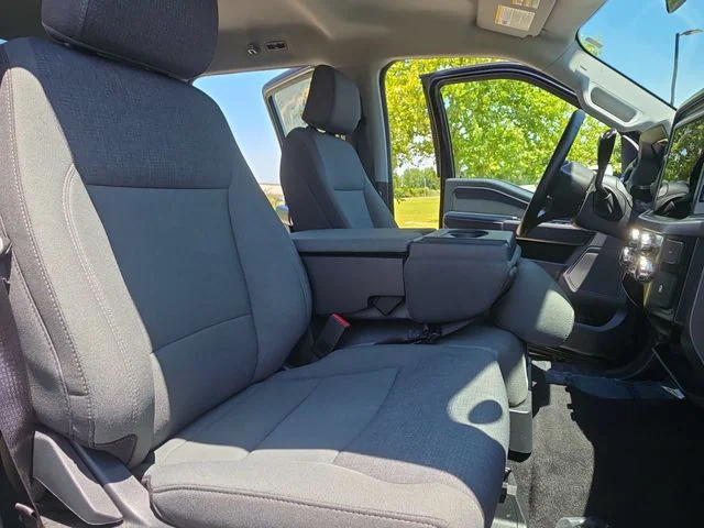 Used 2025 Black Ford XLT image 11