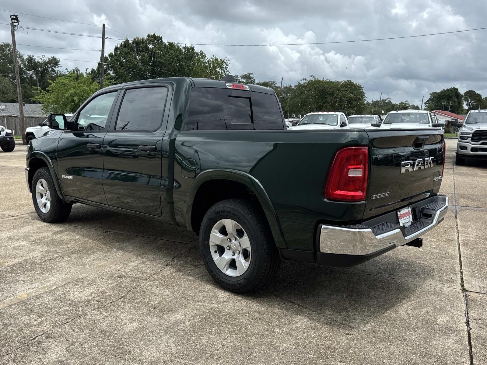 New 2026 Serrano-Green Metallic Exterior Paint RAM Big Horn image 4