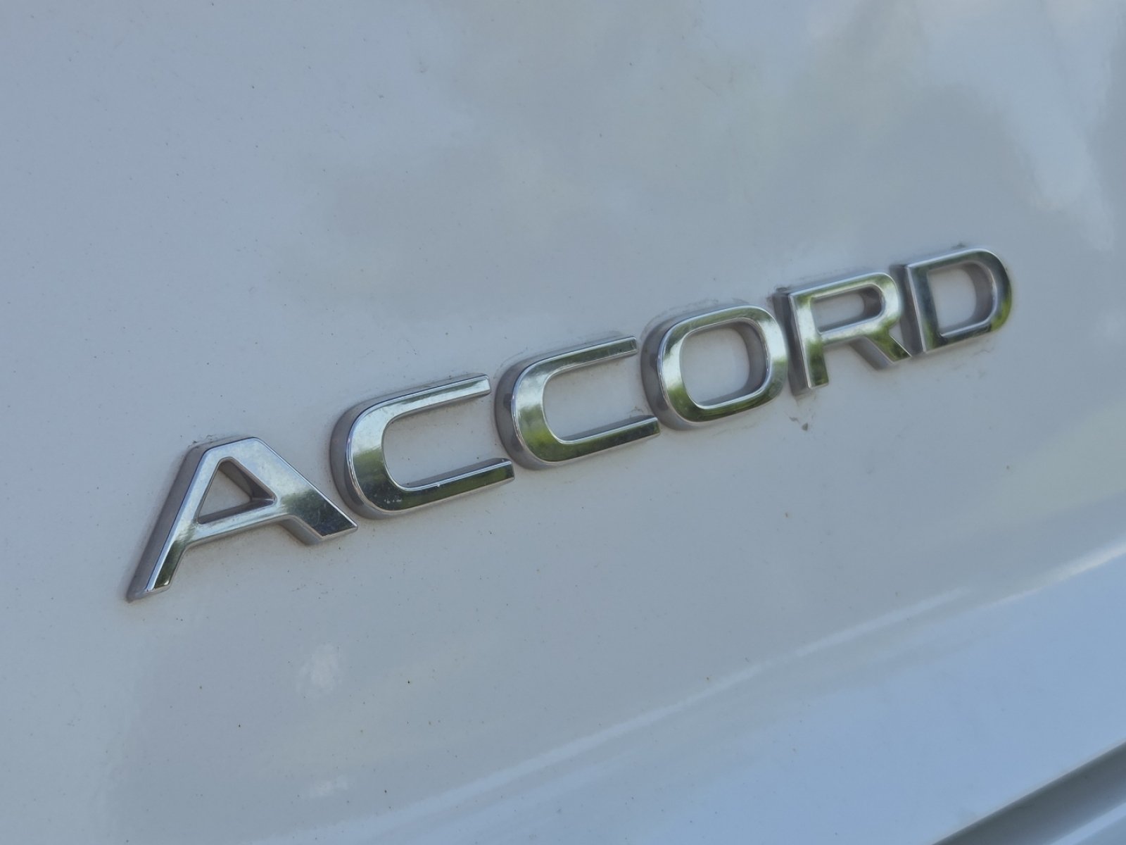 2023 Honda Accord EX - Photo 14