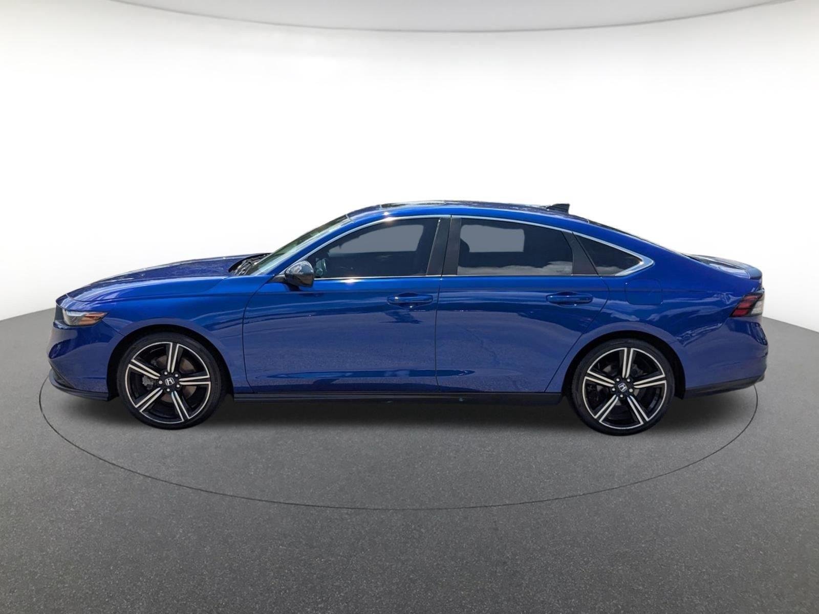 Certified Used 2023 Still Night Pearl Honda Sport image 11