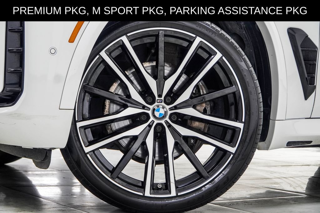 Used 2024 White BMW sDrive40i image 3