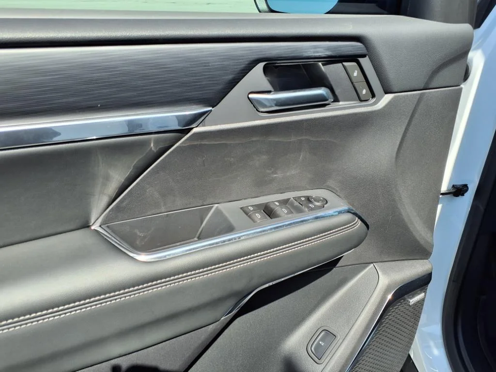 2025 GMC Acadia Elevation - Photo 13