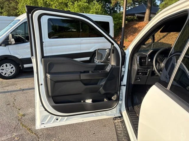 Used 2024 White Ford XLT image 7