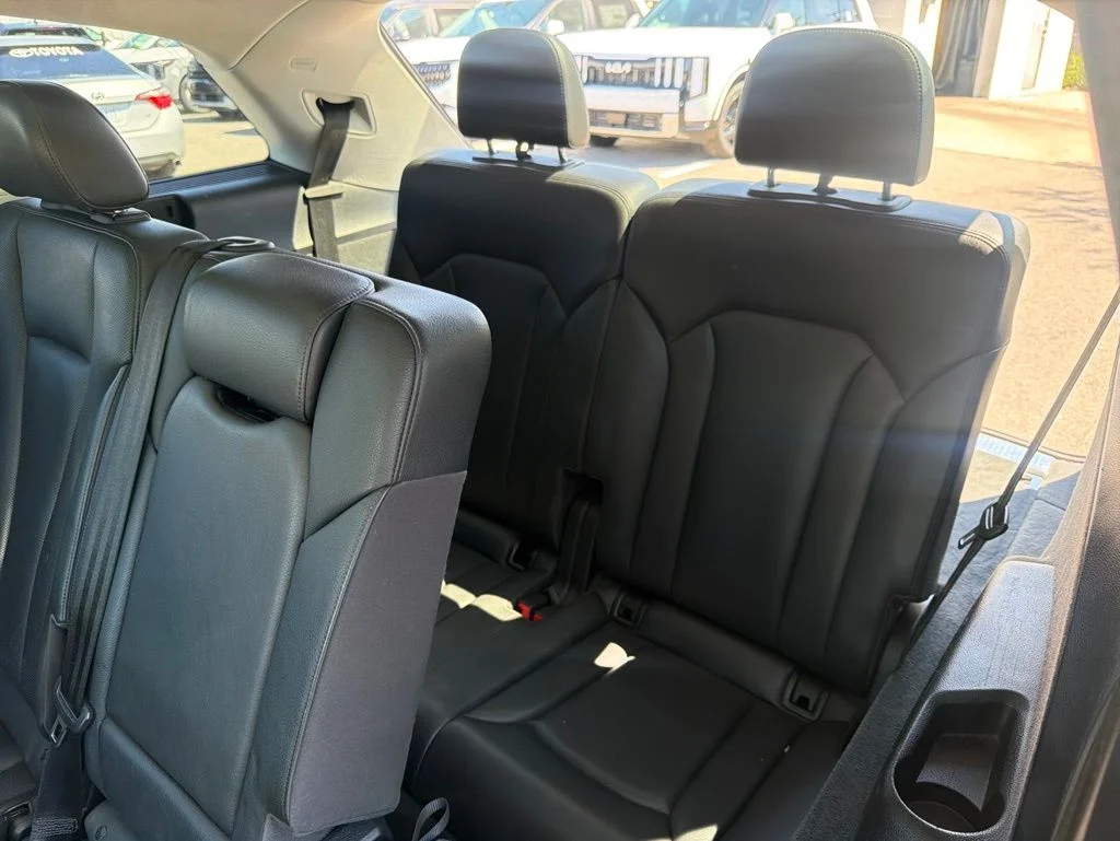 Used 2018  Audi 3.0T Prestige image 25