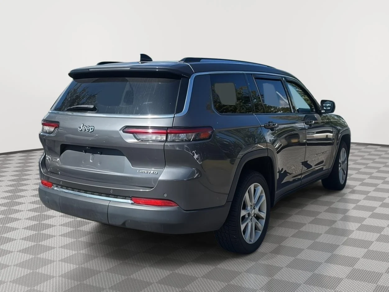 Used 2021 Silver Zynith Jeep Limited image 5