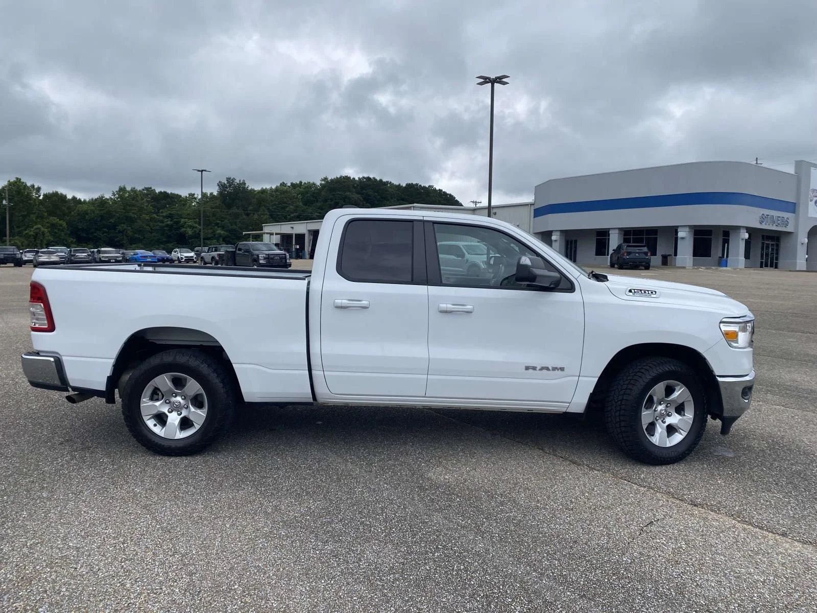Used 2021 White Ram Big Horn/Lone Star image 8