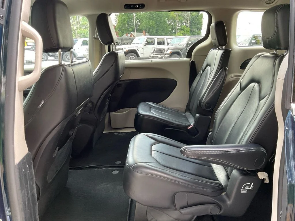 Used 2023 Blue Chrysler Touring L image 30